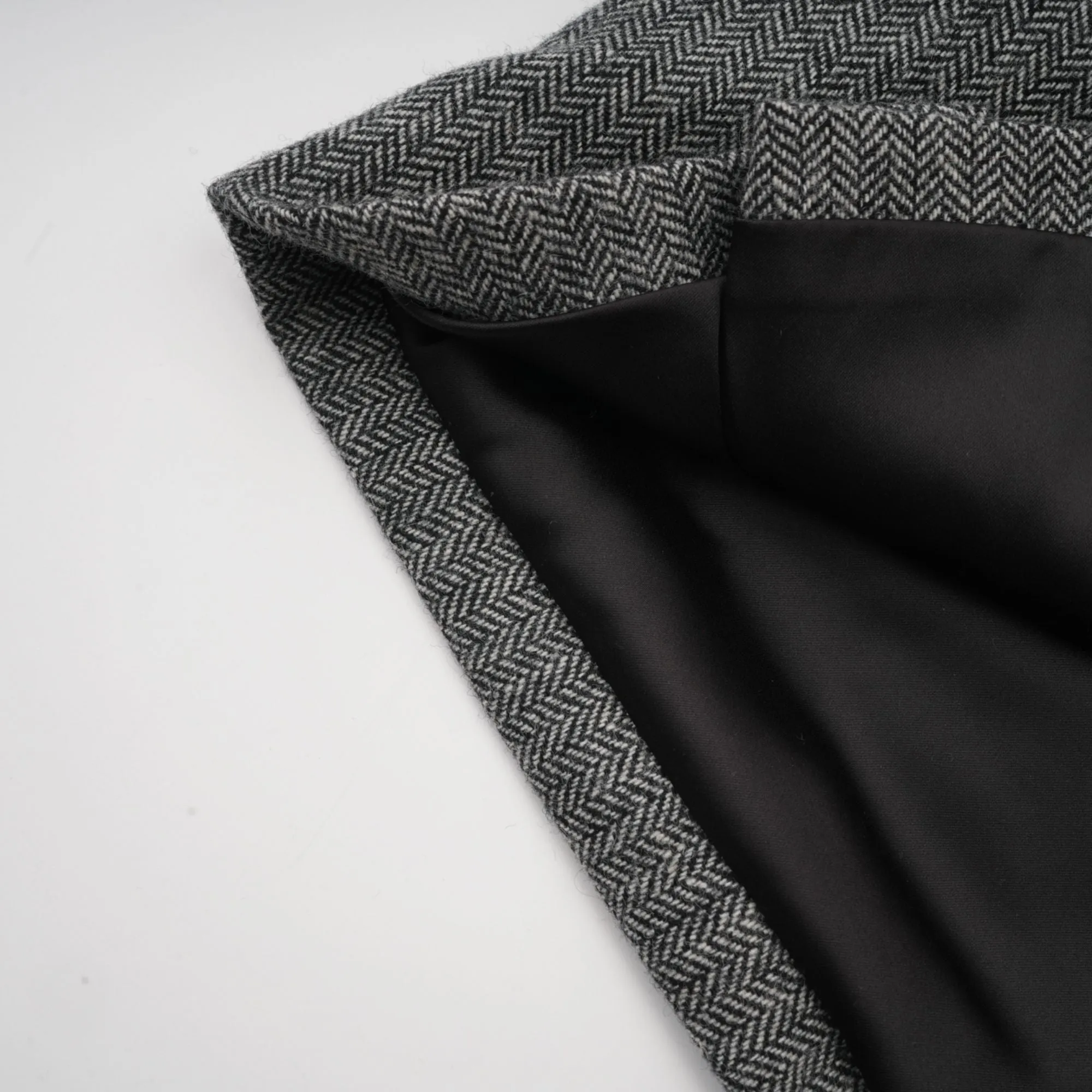 Agathe grey herringbone top & shorts matching set
