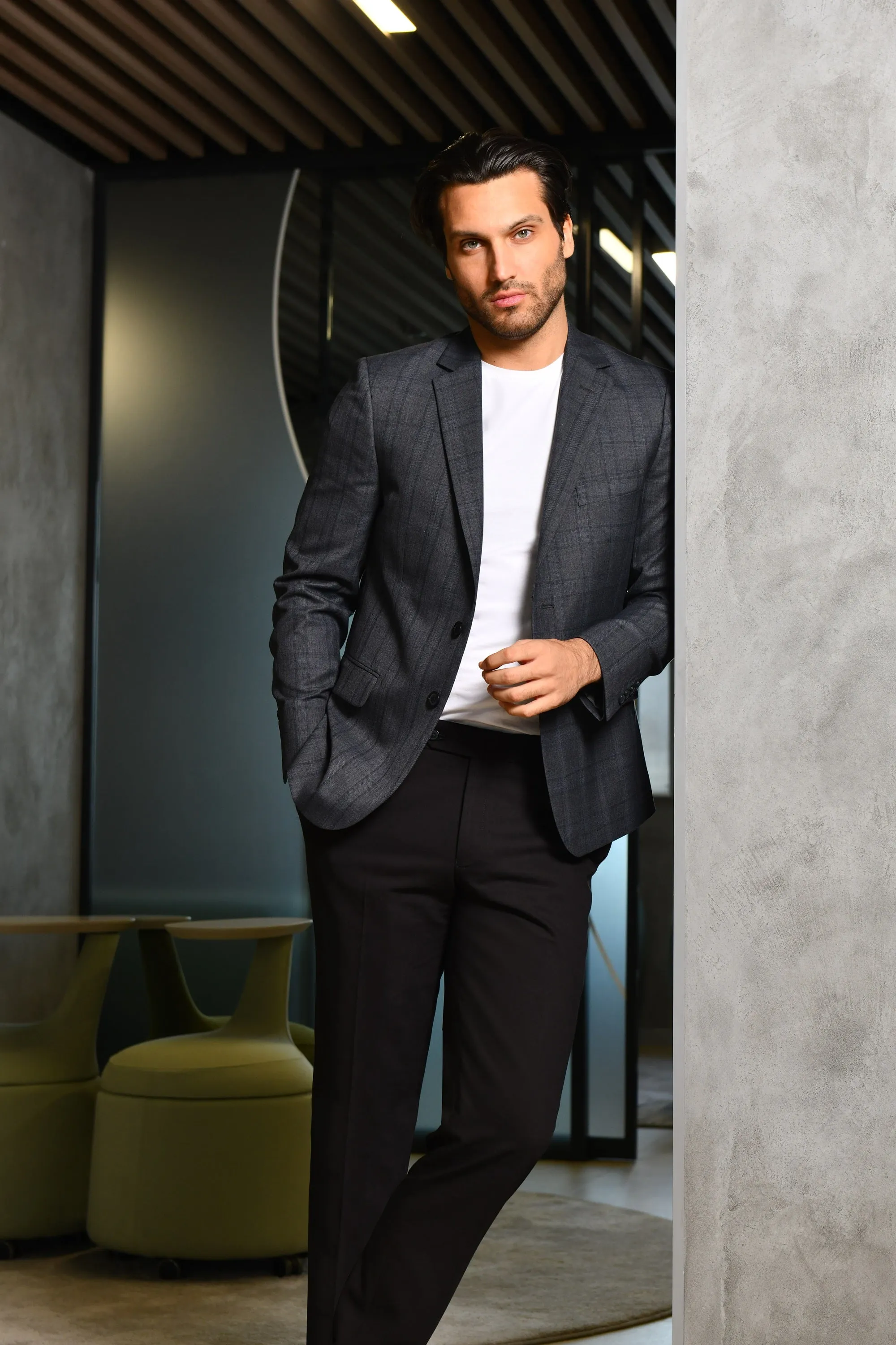 Charcoal Plaid Single-Breasted Blazer Online UAE