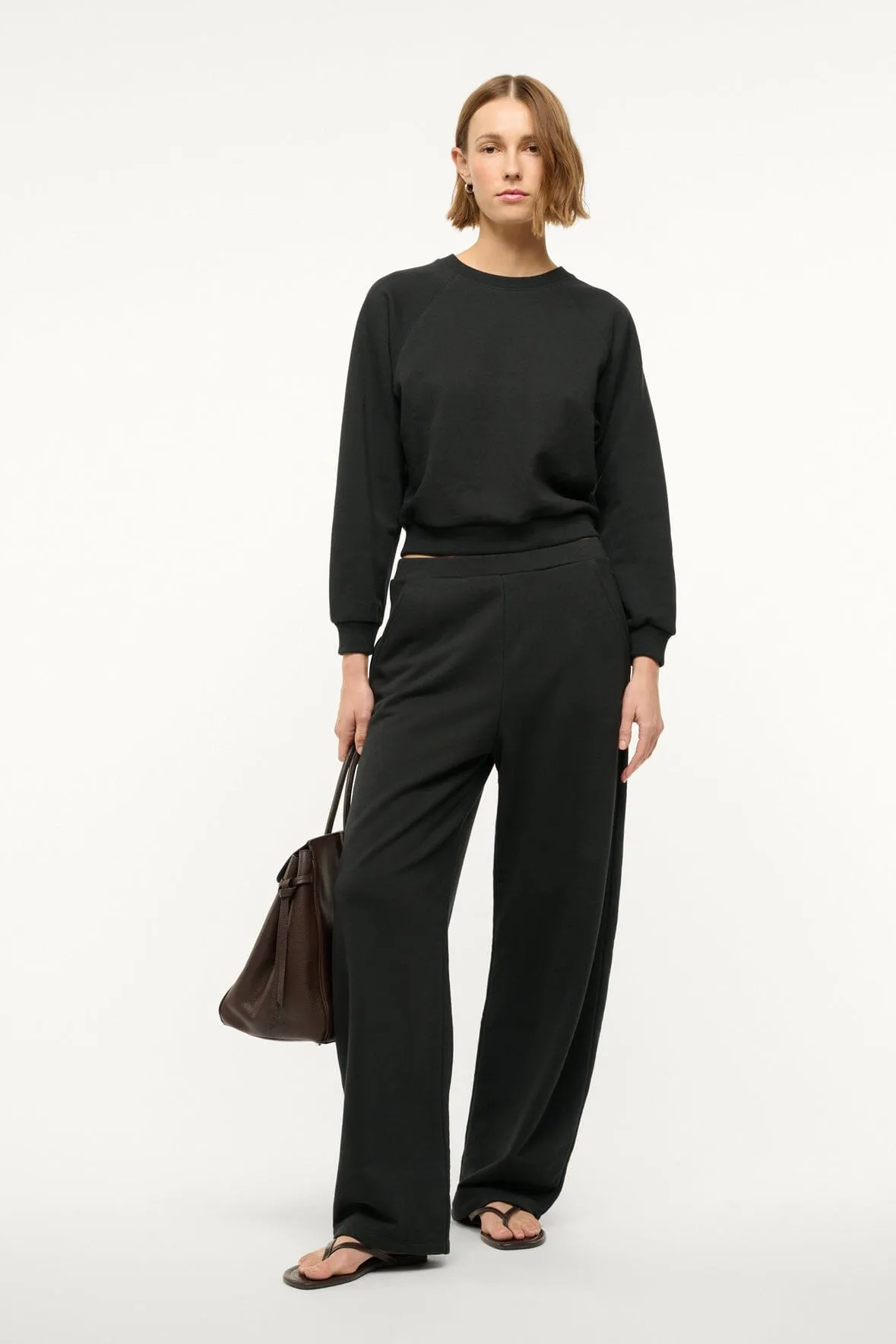 ENDURANCE SWEATSHIRT | BLACK