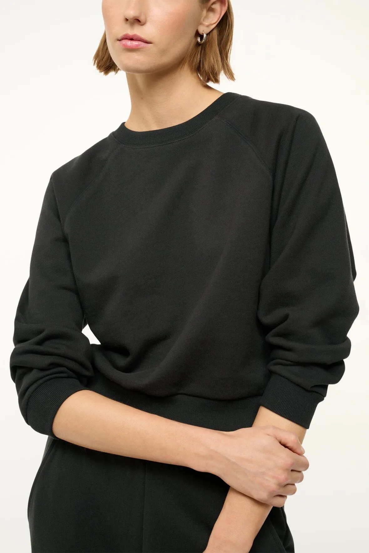 ENDURANCE SWEATSHIRT | BLACK