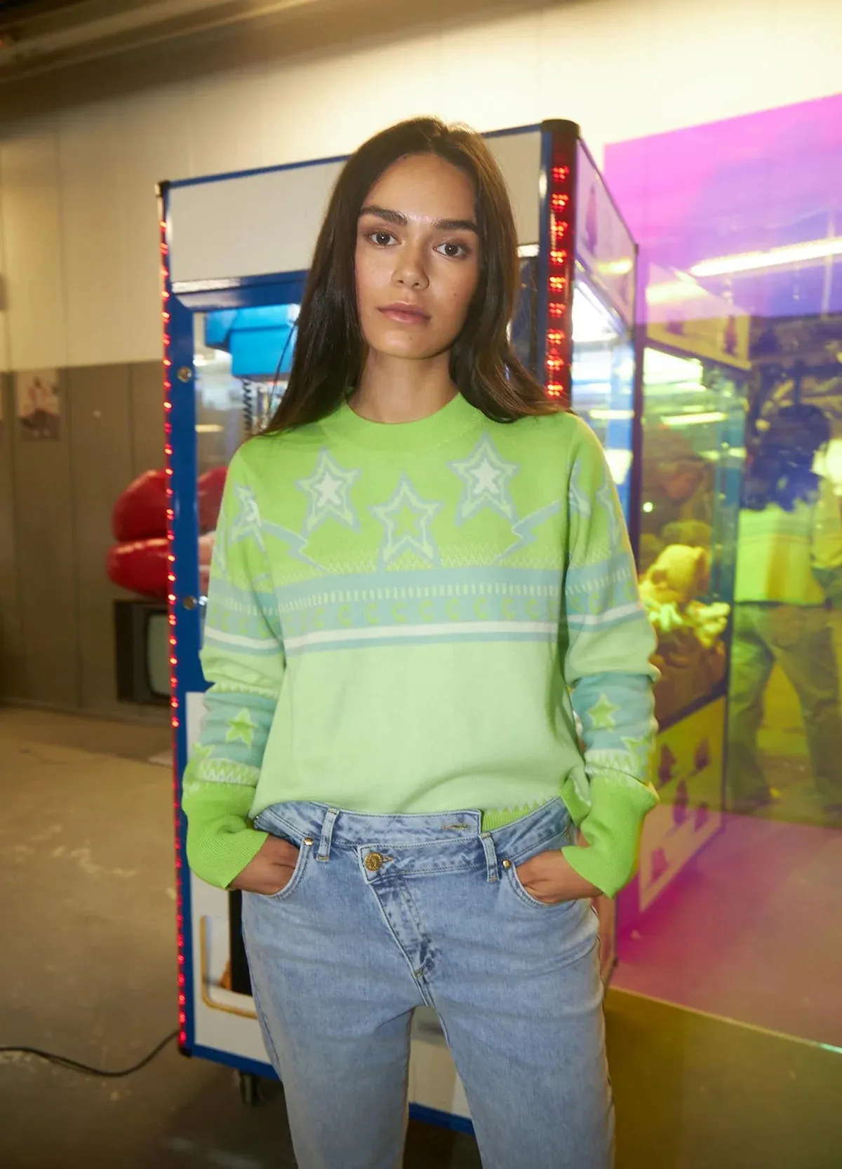 Jeans with Asymmetrical Closure in Light Denim