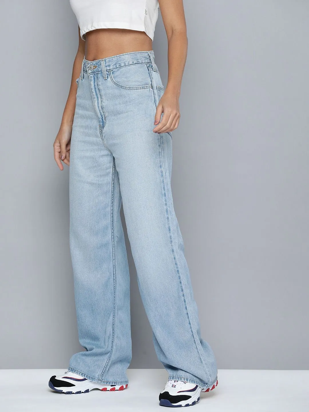 Women's High Rise Featherweight Baggy Jeans
